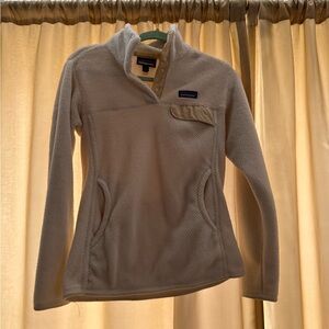 Patagonia Cream Fleece Pullover